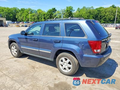 Drugie zdjęcie samochodu z przodu: 2010 JEEP GRAND CHEROKEE LAREDO VIN:1J4PR4GKXAC150081 - miniatura