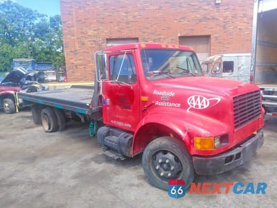 1995 INTERNATIONAL 4700 1HTSCABKXTH244011 - główne zdjęcie licytacji z USA - miniatura