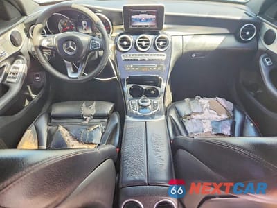 Zdjęcie 8 z 12 samochodu: 2018 MERCEDES-BENZ C 300 VIN:55SWF4JB7JU241796 - miniatura