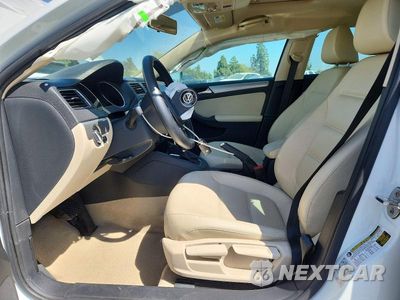 Zdjęcie 7 z 13 samochodu: 2016 VOLKSWAGEN JETTA SE VIN:3VWD67AJ4GM257165 - miniatura