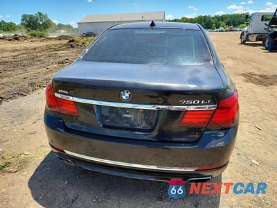 Zdjęcie 6 z 12 samochodu: 2013 BMW 750 LXI VIN:WBAYF8C52DD140067 - miniatura