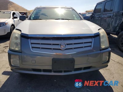 Piąte zdjęcie samochodu w środku: 2006 CADILLAC SRX VIN:1GYEE637960145575 - miniatura