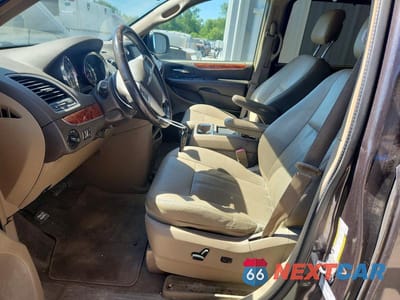 Zdjęcie 7 z 13 samochodu: 2015 CHRYSLER TOWN & COUNTRY TOURING L VIN:2C4RC1CG6FR728773 - miniatura