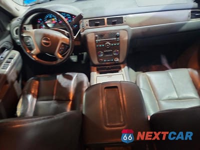 Zdjęcie 8 z 12 samochodu: 2013 GMC SIERRA K1500 SLT VIN:3GTP2WE77DG219296 - miniatura