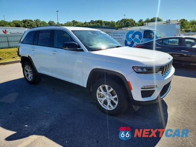 Czwarte zdjęcie samochodu z boku: 2023 JEEP GRAND CHEROKEE LIMITED VIN:1C4RJHBGXPC538534 - miniatura