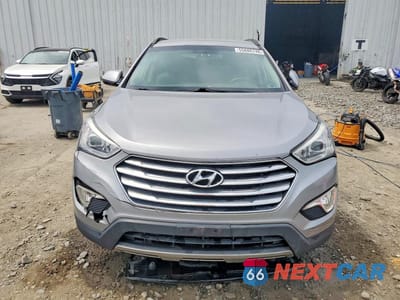 Piąte zdjęcie samochodu w środku: 2016 HYUNDAI SANTA FE SE VIN:KM8SM4HF2GU151739 - miniatura