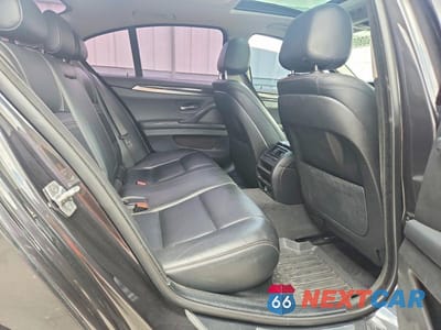 Zdjęcie 10 z 12 samochodu: 2016 BMW 535 XI VIN:WBA5B3C50GG256257 - miniatura