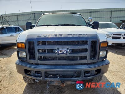 Piąte zdjęcie samochodu w środku: 2010 FORD F250 SUPER DUTY VIN:1FTSF2BRXAEB38244 - miniatura