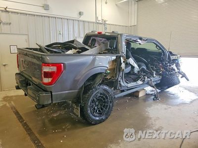 Trzecie zdjęcie samochodu z tyłu: 2023 FORD F150 SUPERCREW VIN:1FTFW1E59PKD32715 - miniatura