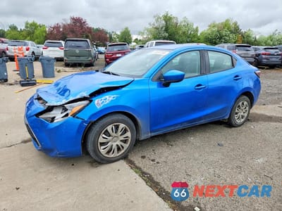 2019 TOYOTA YARIS L 3MYDLBYV8KY521739 - główne zdjęcie licytacji z USA - miniatura