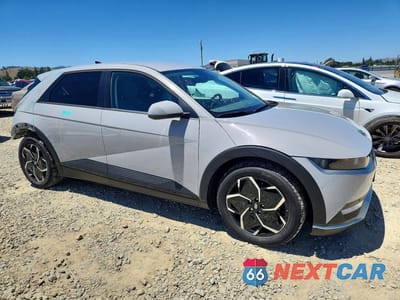 Czwarte zdjęcie samochodu z boku: 2024 HYUNDAI IONIQ 5 SEL VIN:KM8KN4DE7RU325186 - miniatura