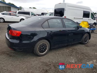 Trzecie zdjęcie samochodu z tyłu: 2014 VOLKSWAGEN JETTA BASE VIN:3VW2K7AJ5EM417635 - miniatura