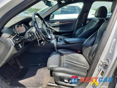 Zdjęcie 7 z 12 samochodu: 2018 BMW 530XE VIN:WBAJB1C57JB374393 - miniatura