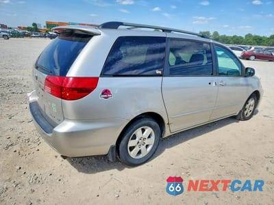 Trzecie zdjęcie samochodu z tyłu: 2004 TOYOTA SIENNA LE 7 PASSENGER VIN:5TDZA23C64S086391 - miniatura