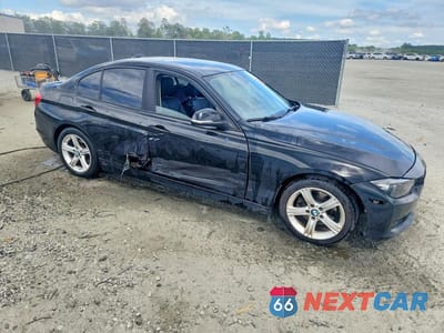 Czwarte zdjęcie samochodu z boku: 2013 BMW 328 I VIN:WBA3A5C55DF601726 - miniatura