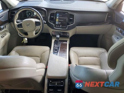 Zdjęcie 8 z 13 samochodu: 2016 VOLVO XC90 T6 VIN:YV4A22PK2G1063457 - miniatura