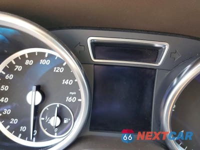 Zdjęcie 7 z 13 samochodu: 2015 MERCEDES-BENZ ML 250 BLUETEC VIN:4JGDA0EB9FA473838 - miniatura