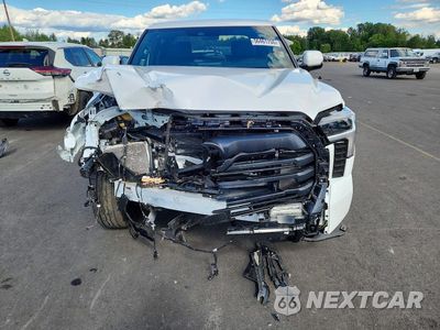 Piąte zdjęcie samochodu w środku: 2025 TOYOTA TUNDRA CREWMAX SR5 VIN:5TFLA5EC9SX041781 - miniatura
