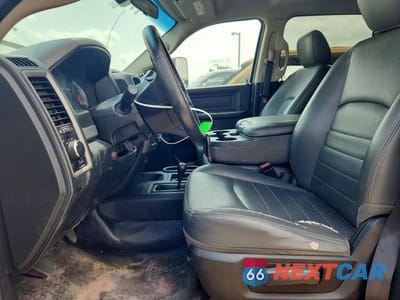Zdjęcie 7 z 12 samochodu: 2018 RAM 4500 VIN:3C7WRLEL2JG304581 - miniatura