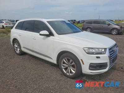 Czwarte zdjęcie samochodu z boku: 2017 AUDI Q7 PREMIUM PLUS VIN:WA1LAAF75HD033692 - miniatura