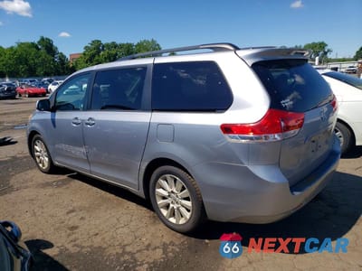 Drugie zdjęcie samochodu z przodu: 2011 TOYOTA SIENNA XLE 7-PASSENGER VIN:5TDDK3DC0BS029418 - miniatura