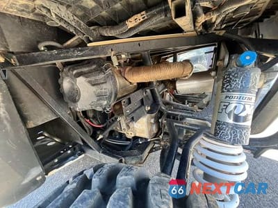 Zdjęcie 8 z 15 samochodu: 2014 POLARIS RZR VIN:4XAXE7EAXEF270052 - miniatura