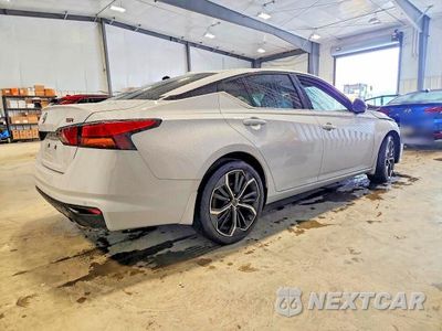 Trzecie zdjęcie samochodu z tyłu: 2025 NISSAN ALTIMA SR VIN:1N4BL4CV0SN415040 - miniatura