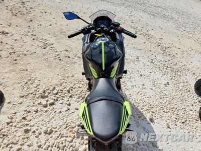 Zdjęcie 6 z 10 samochodu: 2026 KAWASAKI EX650 P VIN:ML5EXEP16TDAH1206 - miniatura