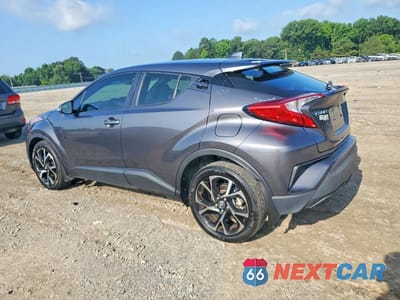 Drugie zdjęcie samochodu z przodu: 2020 TOYOTA C-HR XLE VIN:JTNKHMBX6L1077128 - miniatura