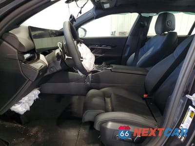 Zdjęcie 7 z 12 samochodu: 2026 BMW 540 XI VIN:WBA63FJ06TCX46486 - miniatura