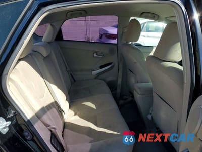 Zdjęcie 10 z 13 samochodu: 2011 TOYOTA PRIUS THREE VIN:JTDKN3DU7B5373924 - miniatura