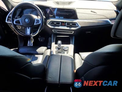 Zdjęcie 8 z 13 samochodu: 2022 BMW X5 XDRIVE45E VIN:5UXTA6C09N9K28539 - miniatura