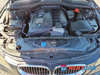 Zdjęcie 11 z 12 samochodu: 2008 BMW 528 XI VIN:WBANV13558CZ57624 - miniatura