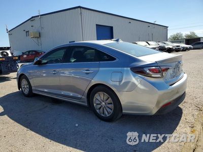 Drugie zdjęcie samochodu z przodu: 2017 HYUNDAI SONATA HYBRID SE VIN:KMHE24L11HA046708 - miniatura