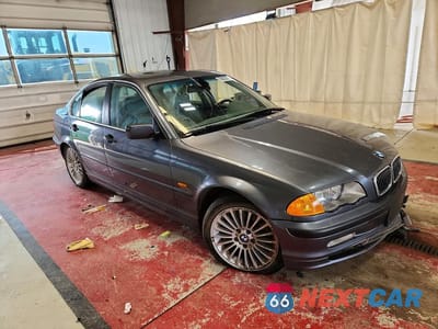 Czwarte zdjęcie samochodu z boku: 2001 BMW 330 I VIN:WBAAV53471FJ63290 - miniatura