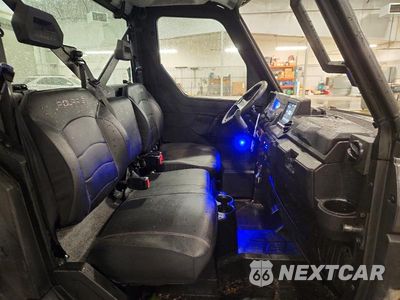 Piąte zdjęcie samochodu w środku: 2024 POLARIS RANGER XP 1000 UTILITY VEHICLE VIN:4XARRY995R8087140 - miniatura