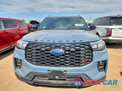 Piąte zdjęcie samochodu w środku: 2025 FORD EXPLORER ST VIN:1FMWK8GC0SGA22525 - miniatura