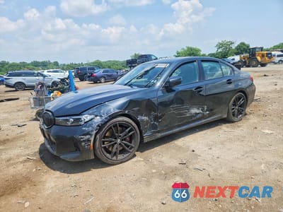 2023 BMW 330XI 3MW89FF0XP8D20166 - główne zdjęcie licytacji z USA - miniatura