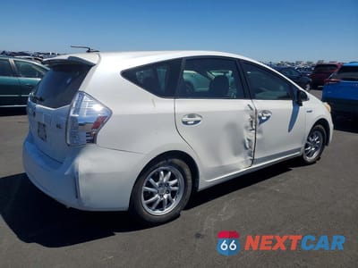 Trzecie zdjęcie samochodu z tyłu: 2012 TOYOTA PRIUS V THREE VIN:JTDZN3EU8C3123070 - miniatura