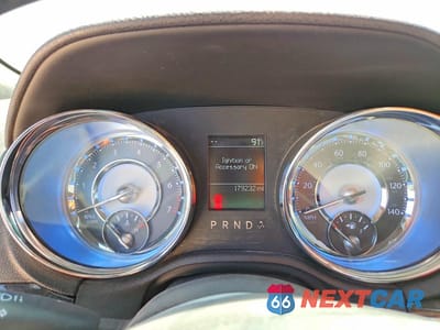 Zdjęcie 9 z 12 samochodu: 2011 CHRYSLER 300 LIMITED VIN:2C3CA5CG3BH546035 - miniatura