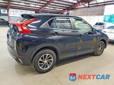 Trzecie zdjęcie samochodu z tyłu: 2020 MITSUBISHI ECLIPSE CROSS ES VIN:JA4AS3AA6LZ042108 - miniatura