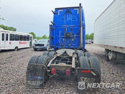 Zdjęcie 6 z 10 samochodu: 2016 FREIGHTLINER CASCADIA 125