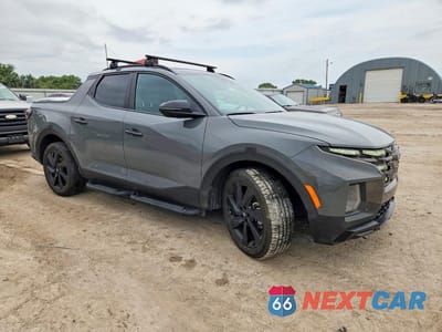 Czwarte zdjęcie samochodu z boku: 2024 HYUNDAI SANTA CRUZ NIGHT VIN:5NTJCDAF6RH087300 - miniatura