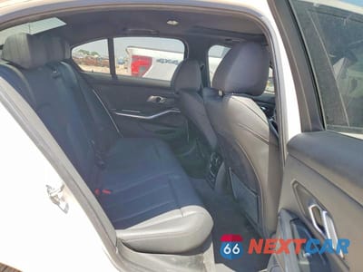 Zdjęcie 10 z 13 samochodu: 2019 BMW 330I VIN:WBA5R1C53KAK11065 - miniatura