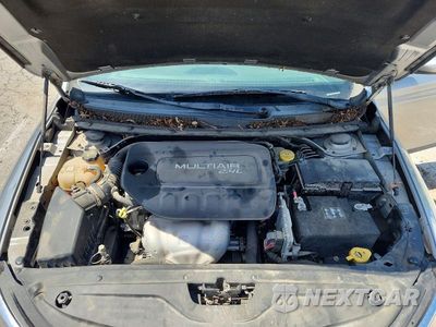 Zdjęcie 11 z 12 samochodu: 2015 CHRYSLER 200 LIMITED VIN:1C3CCCABXFN748356 - miniatura