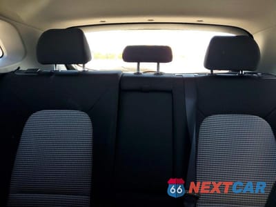 Zdjęcie 10 z 13 samochodu: 2020 HYUNDAI KONA SE VIN:KM8K1CAA0LU460704 - miniatura