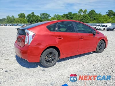 Trzecie zdjęcie samochodu z tyłu: 2015 TOYOTA PRIUS THREE VIN:JTDKN3DU9F1989539 - miniatura