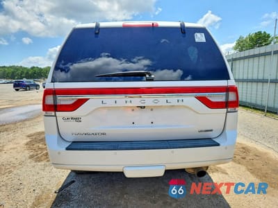 Zdjęcie 6 z 12 samochodu: 2015 LINCOLN NAVIGATOR VIN:5LMJJ2HT6FEJ02757 - miniatura