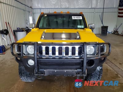 Piąte zdjęcie samochodu w środku: 2006 HUMMER H3 VIN:5GTDN136568273284 - miniatura
