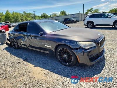Czwarte zdjęcie samochodu z boku: 2013 BMW 750 LXI VIN:WBAYF8C57DDE59077 - miniatura